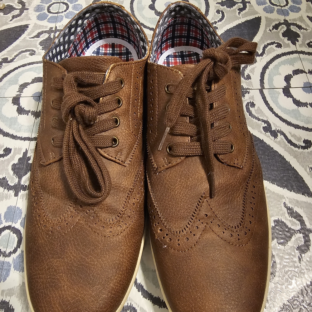 Brown Leather Men's Brogue Sneaker Shoes By Ben Sherman Size 9